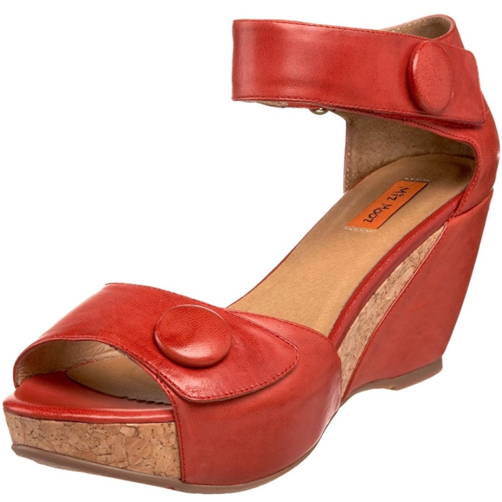 Miz Mooz 7 red wedge heel NWOT leather Yael